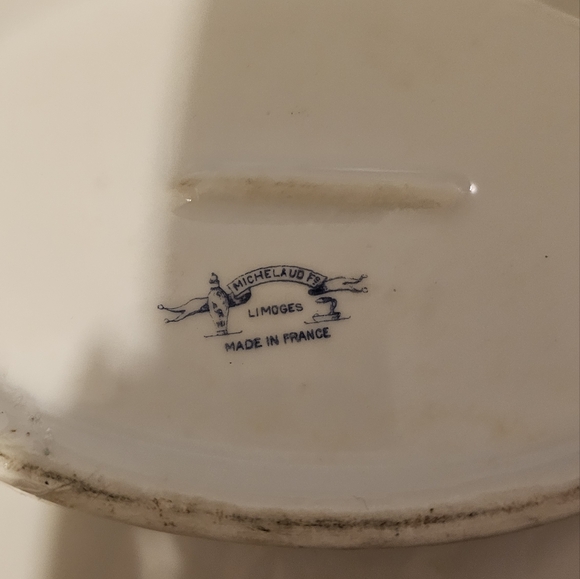 Vintage Michelaud Limoges Made in France 13 inch lidded serving dish - Picture 12 of 13